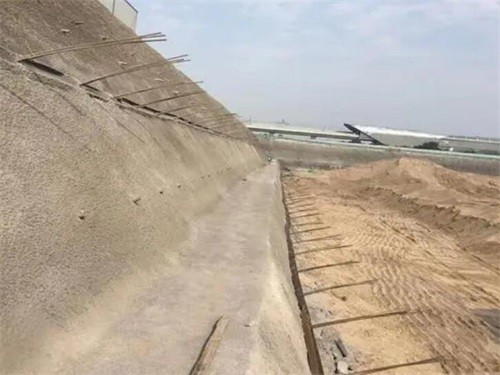 晋宁河道边坡加固